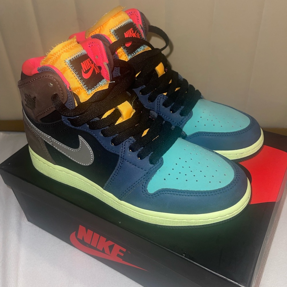 Nike Jordan 1 Retro High OG “Tokyo Bio Hack”
